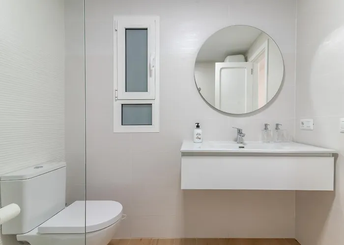 Home2book Modern In Palmas * Las Palmas de Gran Canaria